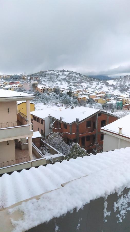Casa Ghirthalos Nuoro  Esterno foto